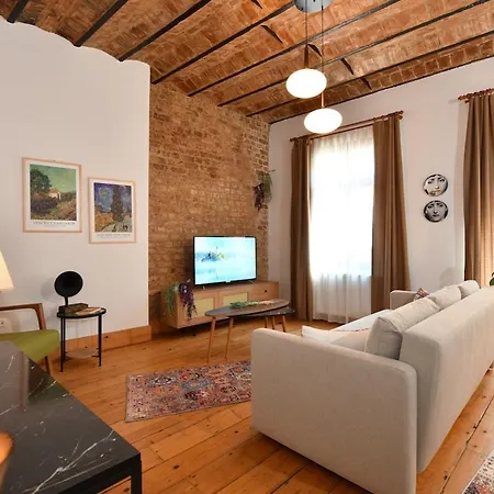 Charming Flat Retro Design Ac Galata Апартаменты