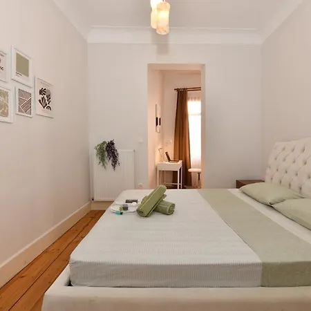 Charming Flat Retro Design Ac Galata Апартаменты *