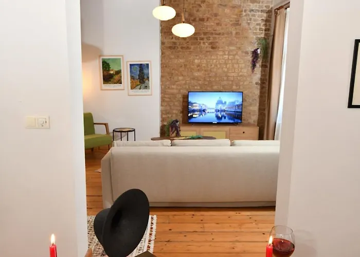 Апартаменты Charming Flat Retro Design Ac Galata