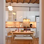 Charming Flat Retro Design Ac Galata Апартаменты