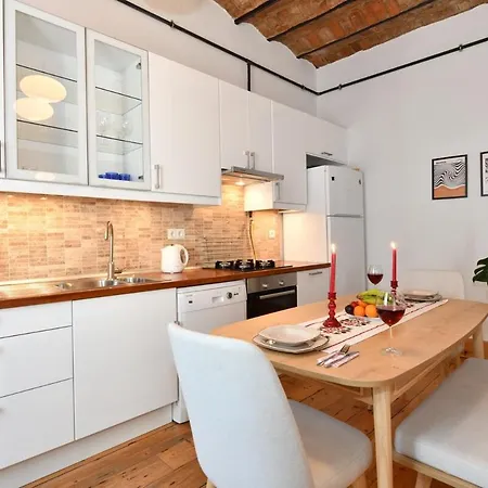 Charming Flat Retro Design Ac Galata Apartment Istanbul