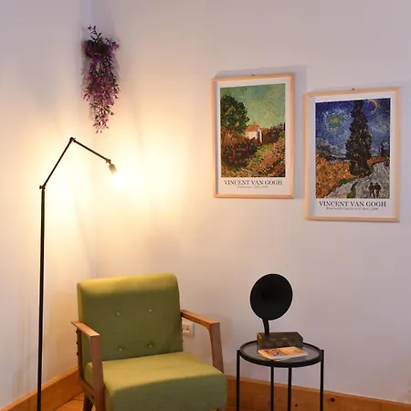 Charming Flat Retro Design Ac Galata Apartman Isztambul